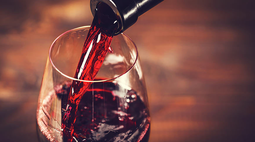 Découvrez l&rsquo;Art du Vin Rouge Frais : Une Nouvelle Expérience Sensorielle